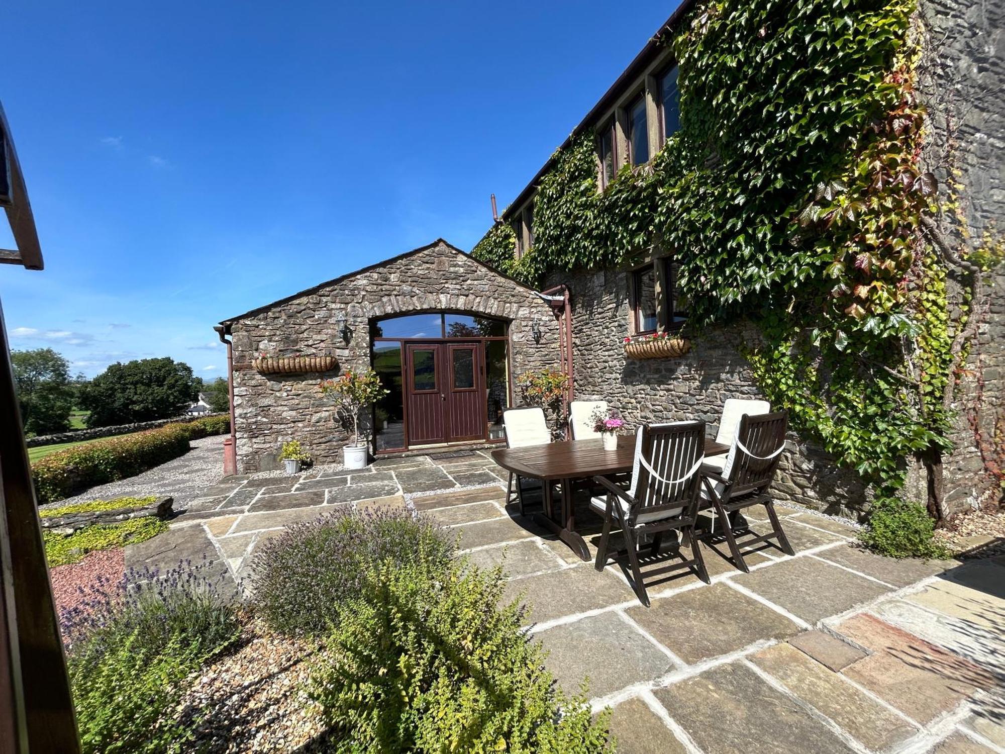 Canny Brow Barn Garden Rooms Kendal Exterior foto